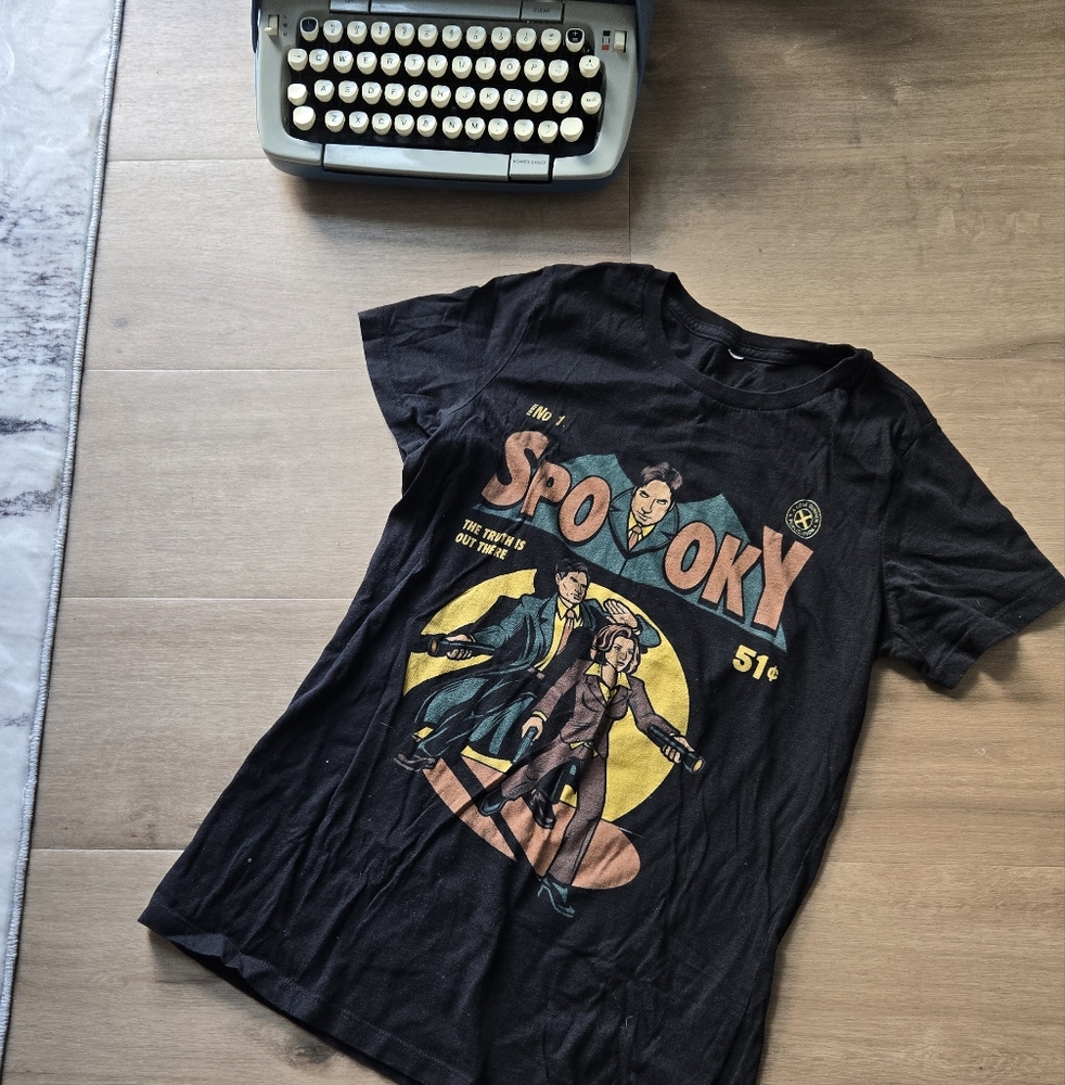 Vintage X-files shirt